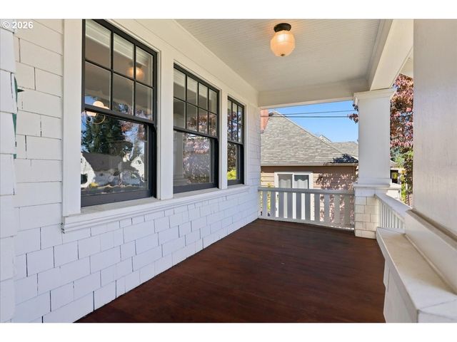 6325 Ne 7TH Ave, Portland, OR 97211