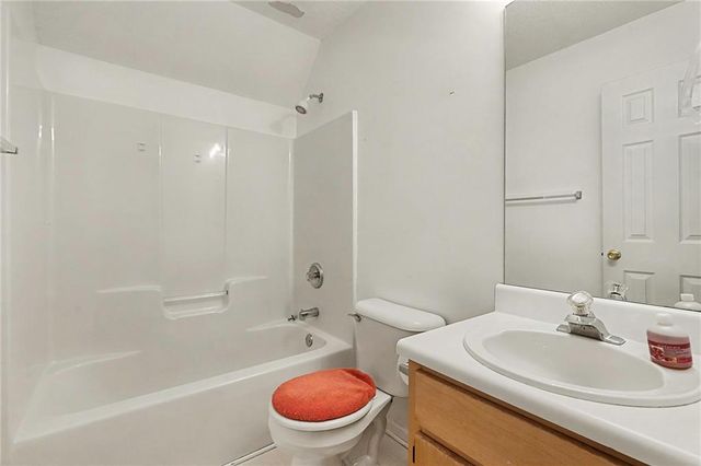 255 Hillbrook Chase, Newnan, GA 30263