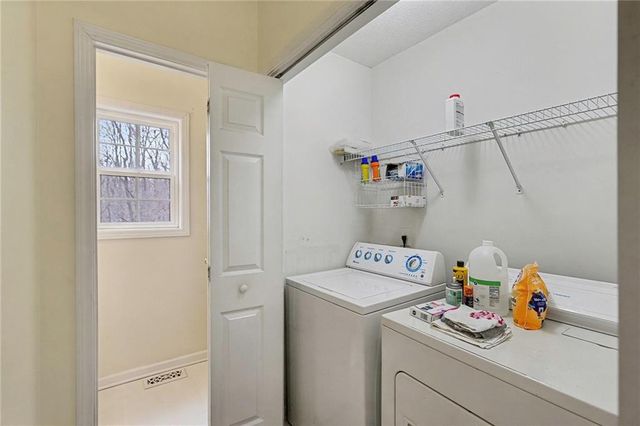 255 Hillbrook Chase, Newnan, GA 30263