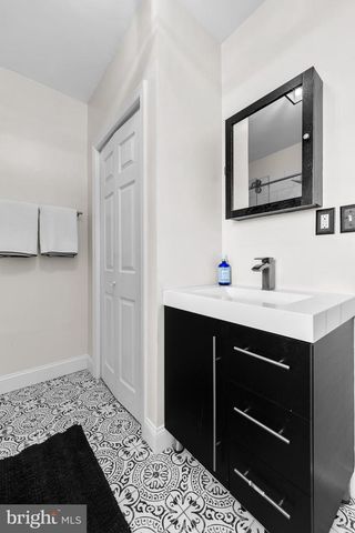 823 N 25TH ST, Philadelphia, PA 19130