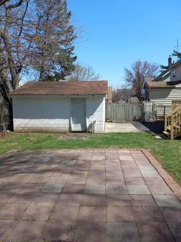 61 Putnam St, Newark City, NJ 07106