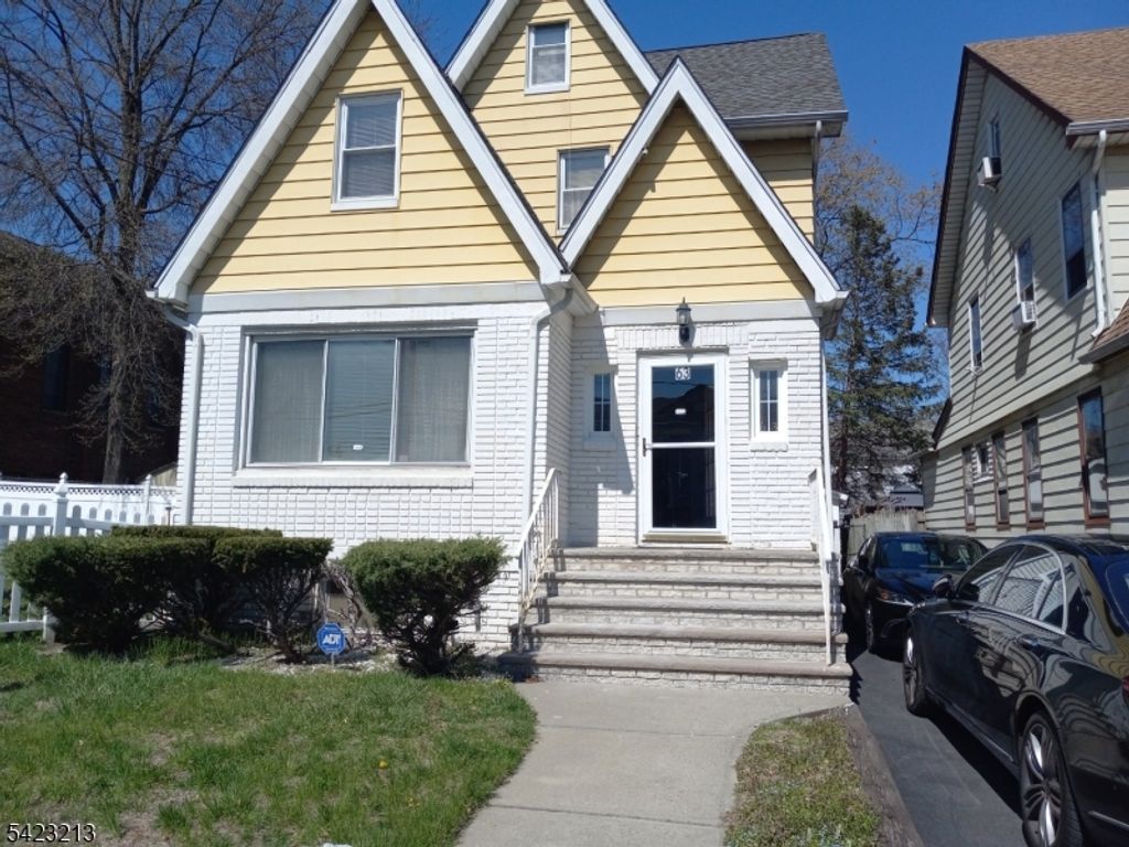 61 Putnam St, Newark City, NJ 07106