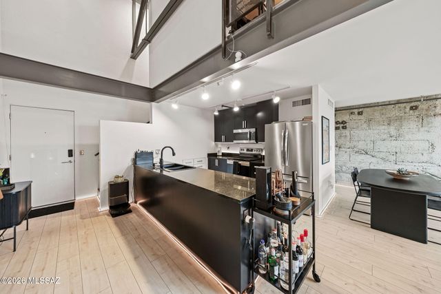 1001 E 17th St Apt 210, Tucson, AZ 85719