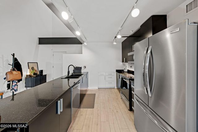 1001 E 17th St Apt 210, Tucson, AZ 85719