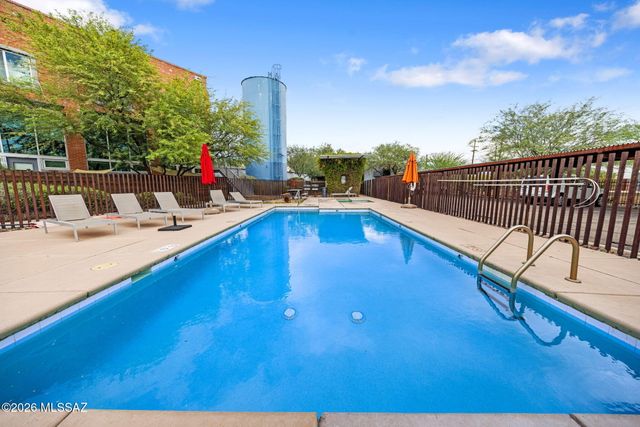 1001 E 17th St Apt 210, Tucson, AZ 85719