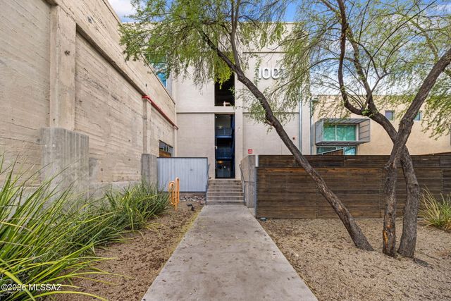 1001 E 17th St Apt 210, Tucson, AZ 85719