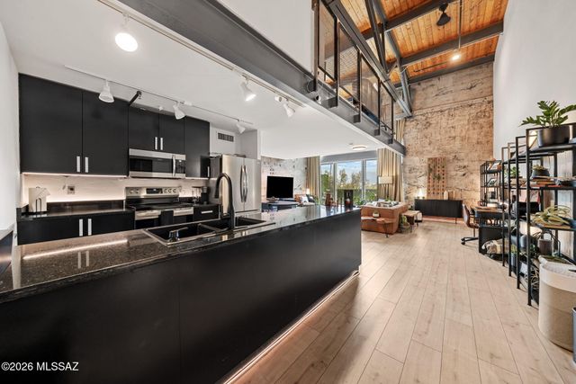 1001 E 17th St Apt 210, Tucson, AZ 85719