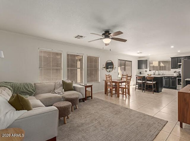 1734 W WILDWOOD Drive, Phoenix, AZ 85045