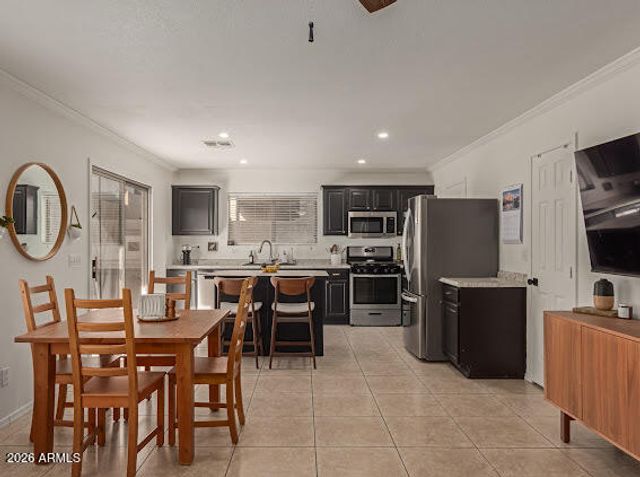 1734 W WILDWOOD Drive, Phoenix, AZ 85045
