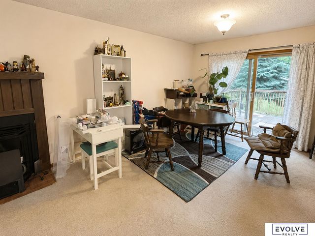 6157 NW 9Th Street, Lincoln, NE 68521