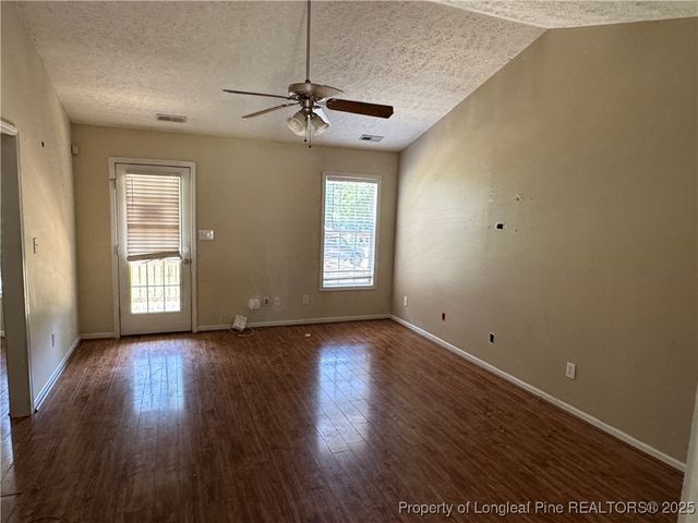 6497 Pittsfield Drive, Fayetteville, NC 28303
