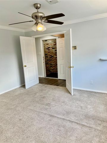 2595 Marilee Lane 6, Houston, TX 77057