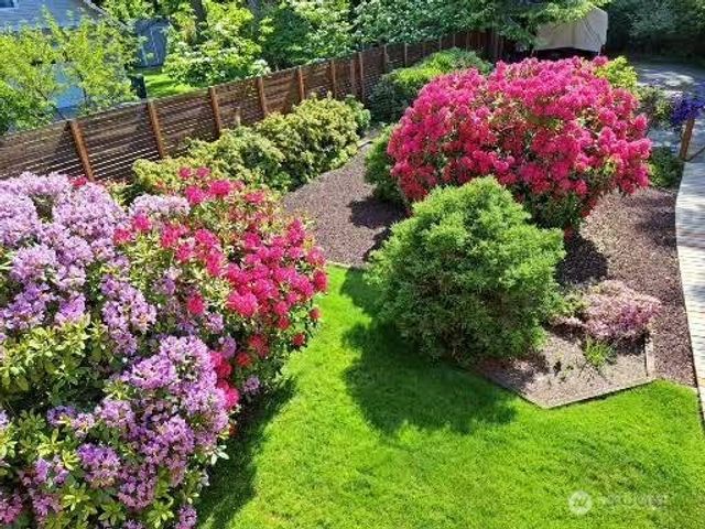 595 Race Road, Coupeville, WA 98239
