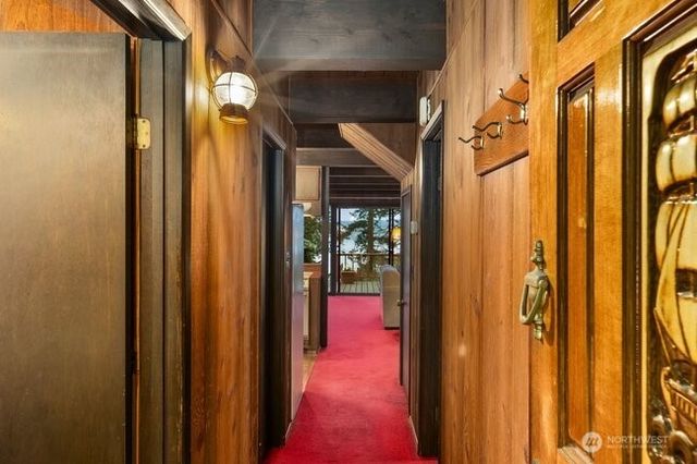 595 Race Road, Coupeville, WA 98239
