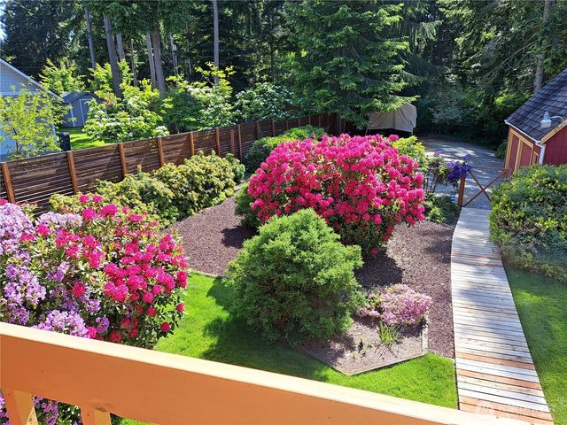 595 Race Road, Coupeville, WA 98239