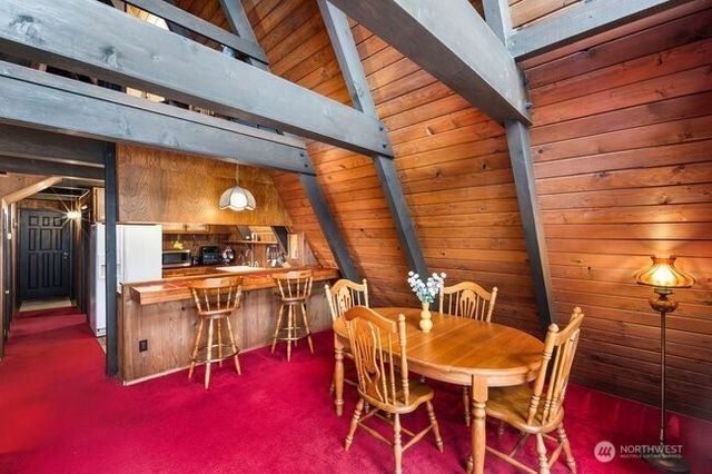 595 Race Road, Coupeville, WA 98239