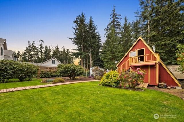 595 Race Road, Coupeville, WA 98239