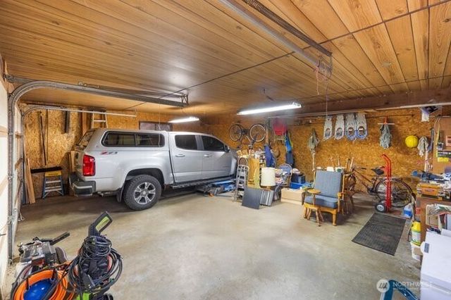 595 Race Road, Coupeville, WA 98239