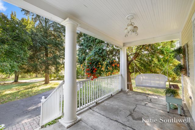 4875 Belding Road NE, Rockford, MI 49341