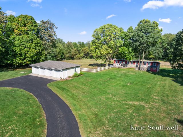4875 Belding Road NE, Rockford, MI 49341