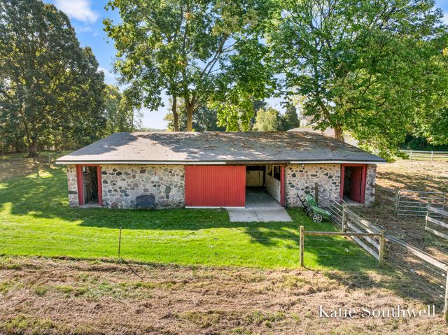 4875 Belding Road NE, Rockford, MI 49341