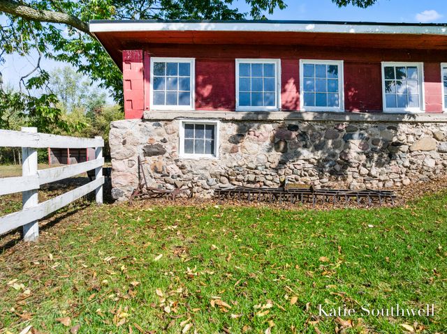 4875 Belding Road NE, Rockford, MI 49341