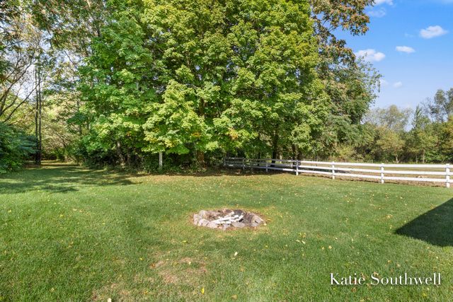 4875 Belding Road NE, Rockford, MI 49341