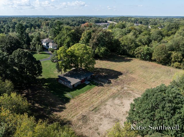 4875 Belding Road NE, Rockford, MI 49341