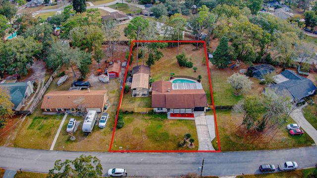 4504 Wilderness Ln N, Jacksonville, FL 32258