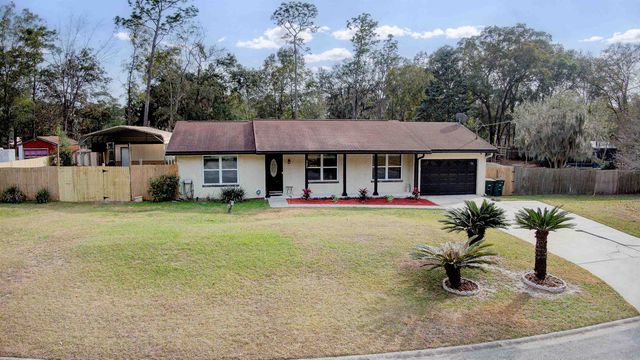 4504 Wilderness Ln N, Jacksonville, FL 32258