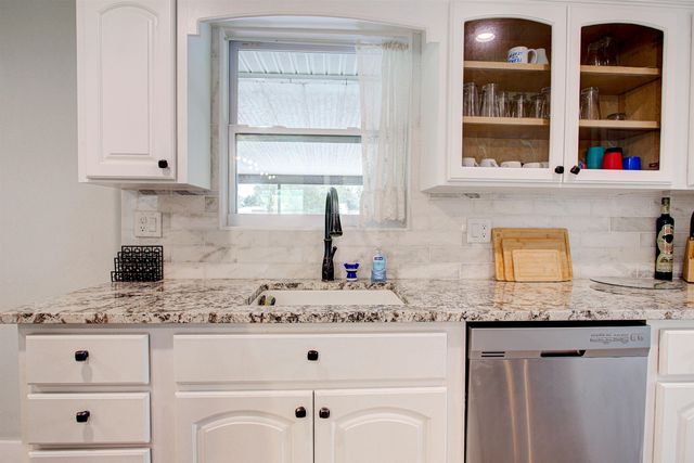 4504 Wilderness Ln N, Jacksonville, FL 32258