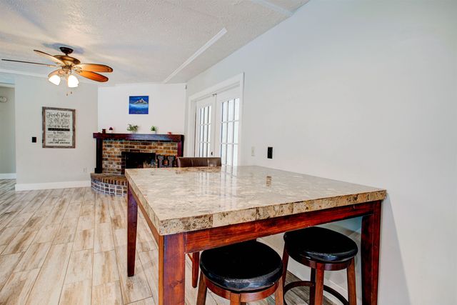 4504 Wilderness Ln N, Jacksonville, FL 32258