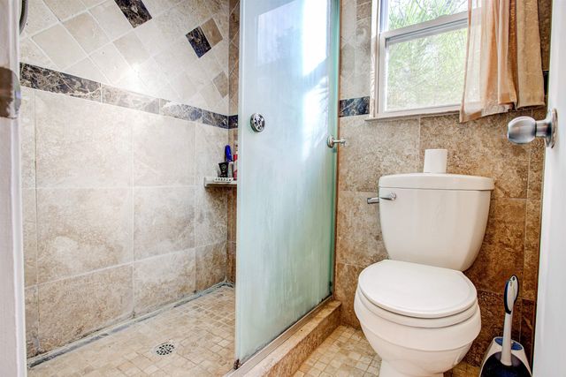 4504 Wilderness Ln N, Jacksonville, FL 32258