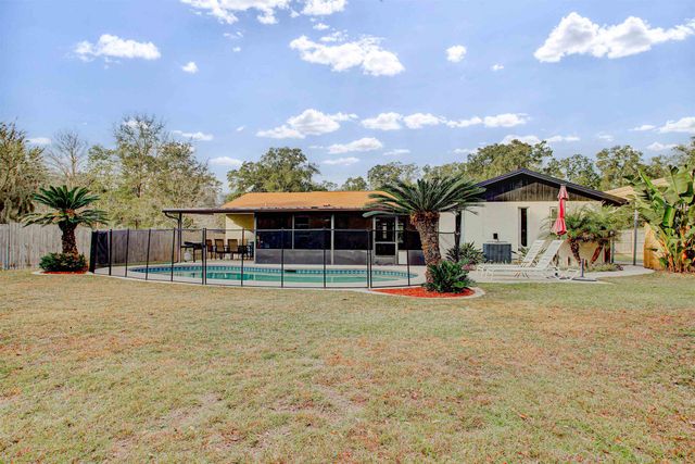 4504 Wilderness Ln N, Jacksonville, FL 32258