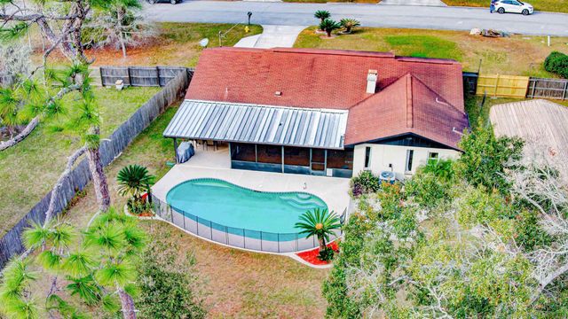 4504 Wilderness Ln N, Jacksonville, FL 32258