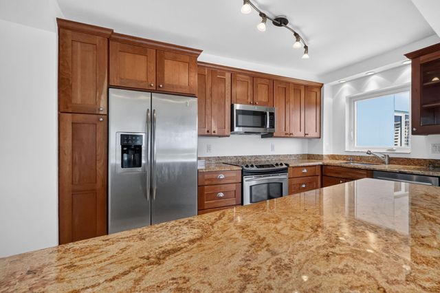 555 SE 6TH Avenue 4F, Delray Beach, FL 33483