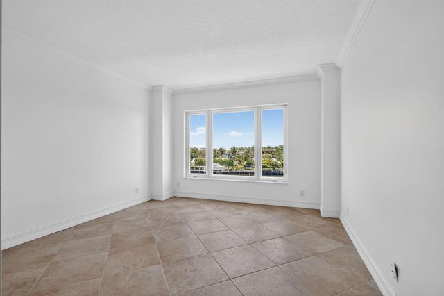 555 SE 6TH Avenue 4F, Delray Beach, FL 33483