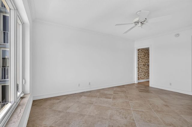 555 SE 6TH Avenue 4F, Delray Beach, FL 33483