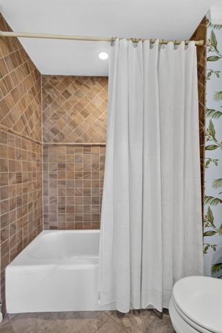 555 SE 6TH Avenue 4F, Delray Beach, FL 33483