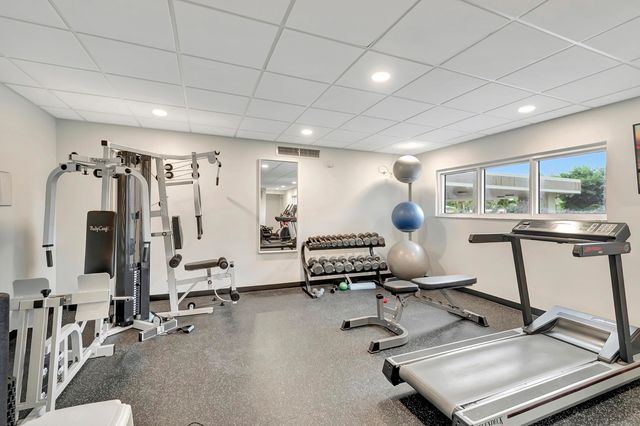 555 SE 6TH Avenue 4F, Delray Beach, FL 33483