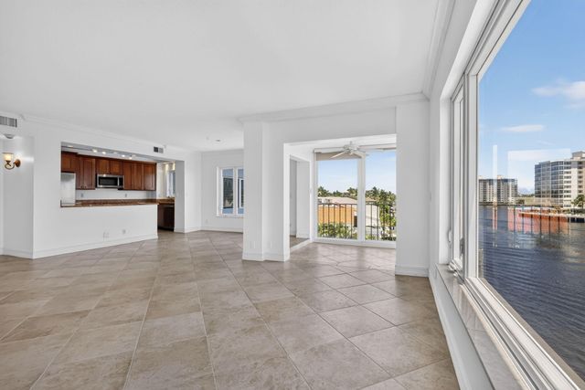 555 SE 6TH Avenue 4F, Delray Beach, FL 33483