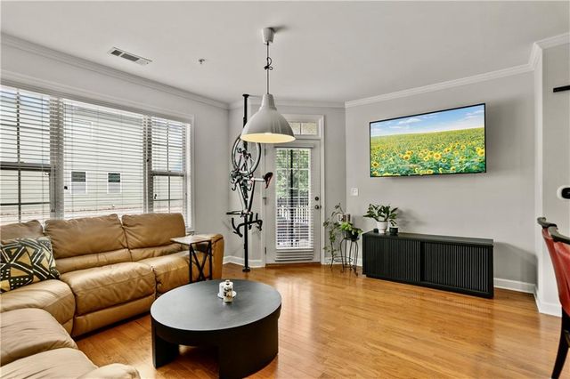 7265 Glisten Avenue 122, Atlanta, GA 30328