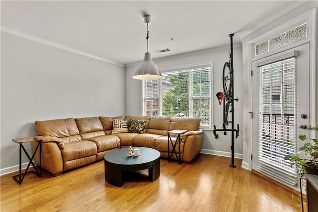 7265 Glisten Avenue 122, Atlanta, GA 30328