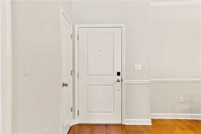 7265 Glisten Avenue 122, Atlanta, GA 30328