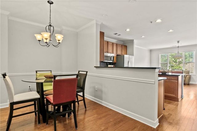 7265 Glisten Avenue 122, Atlanta, GA 30328