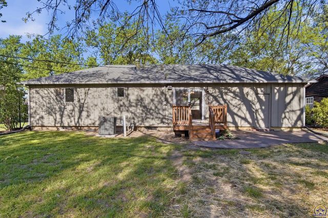 3506 SW Mission AVE, Topeka, KS 66614