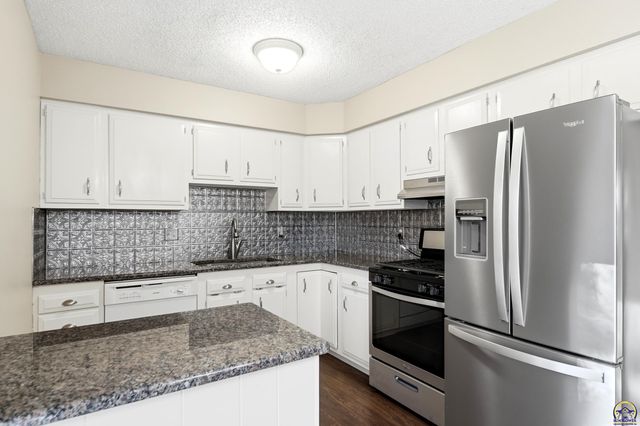 3506 SW Mission AVE, Topeka, KS 66614