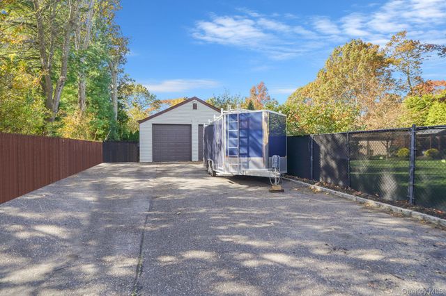 200 Southern Boulevard, Nesconset, NY 11767