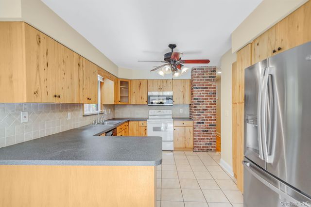 200 Southern Boulevard, Nesconset, NY 11767