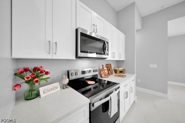1426 NW 17th AVE, Cape Coral, FL 33993
